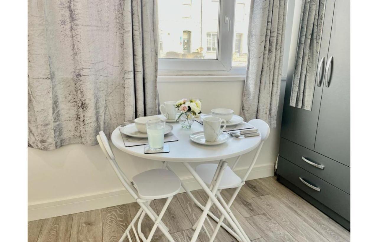 Cardiff City Centre Apartment- Penarth Road מראה חיצוני תמונה